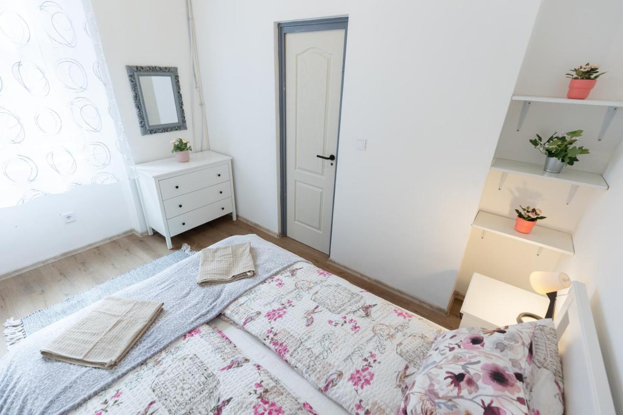 Emily's Lovely Place Apartman Budapest