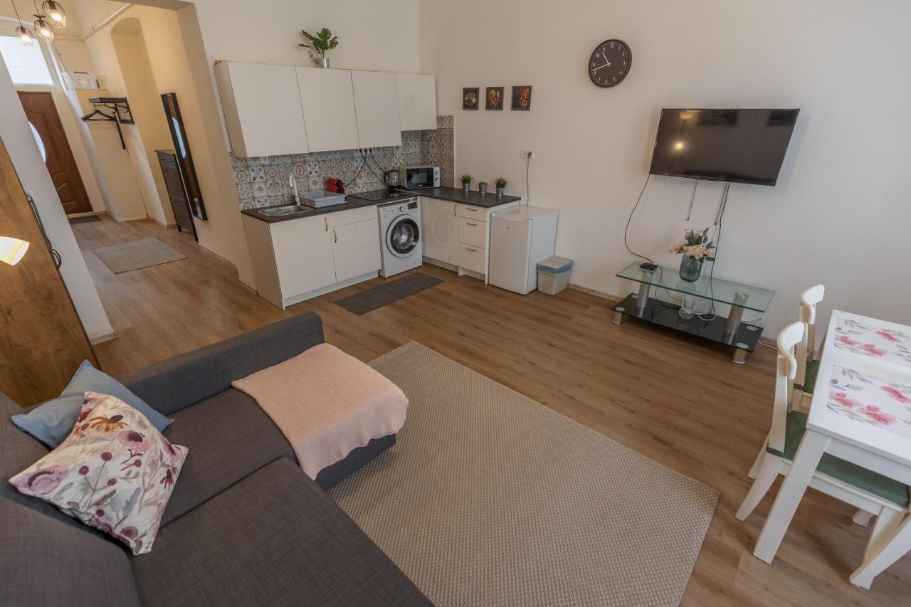 Emily's Lovely Place Apartman Budapest